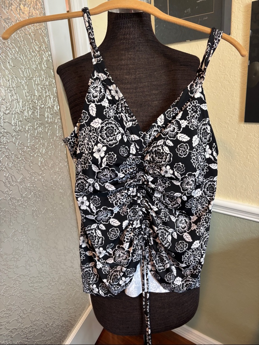Black & White Floral Ruched Tankini